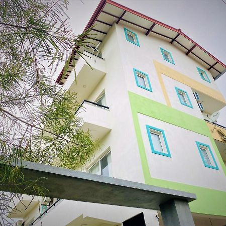 Srimadis Villa Near Airport - Νεγκόμπο Εξωτερικό φωτογραφία
